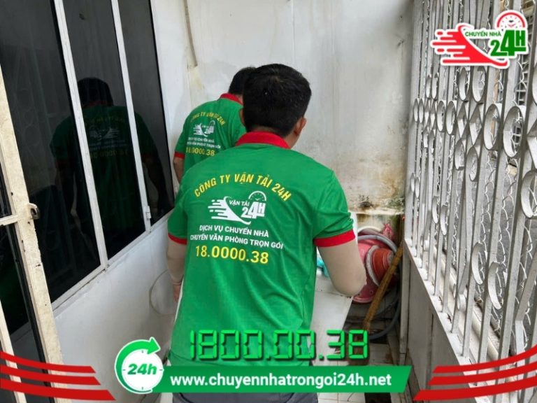 Nhân viên Chuyển Nhà 24H trách nhiệm, chăm chỉ.