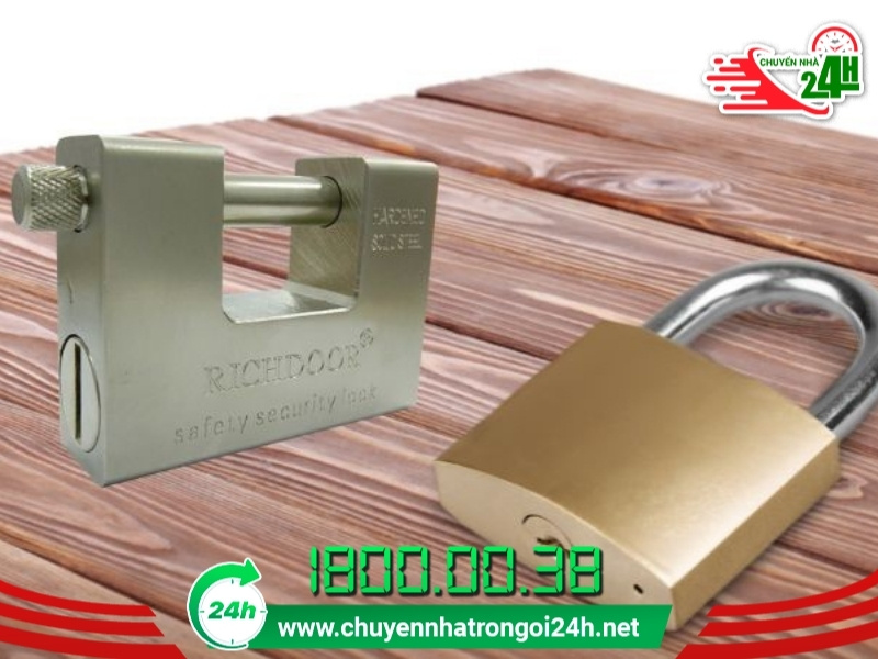 Sử dụng ổ khóa cá nhân để đảm bảo an toàn cho bạn
