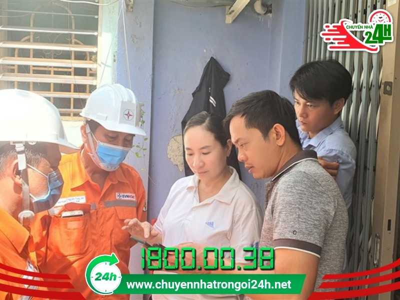 Kiểm tra thông số điện nước trước khi bàn giao