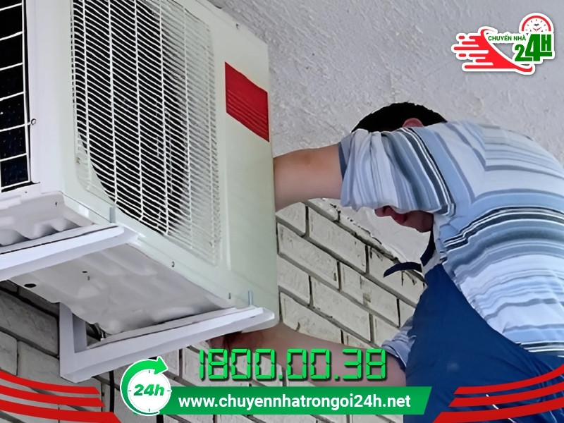 Cục nóng điều hòa sẽ khá nặng và khó tháo