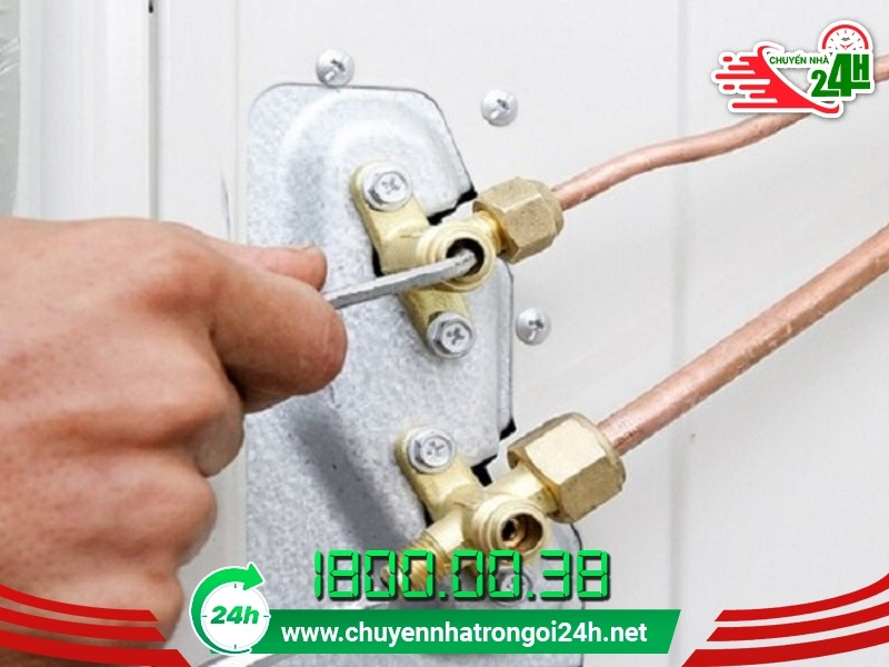 Xác định đúng vị trí và khóa gas cục nóng điều hòa