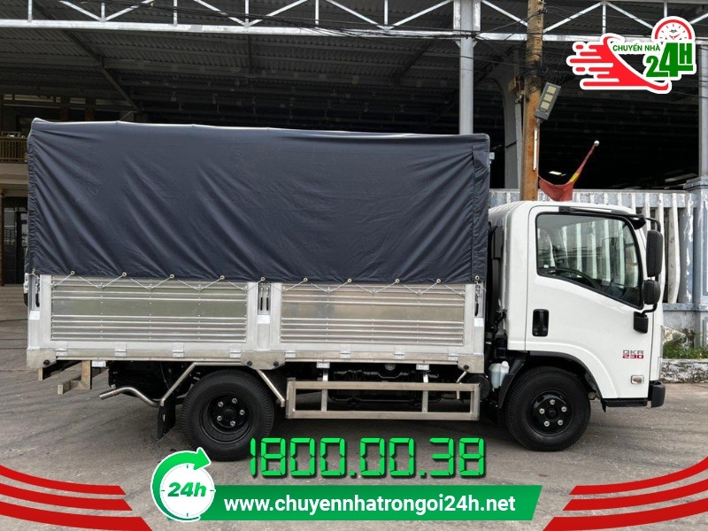 Xe tải thùng mui bạt vận chuyển đồ đạc hiệu quả an toàn
