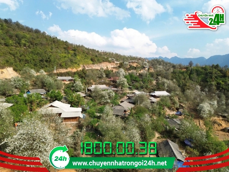 Địa hình đồi núi, dân cư thưa thớt tại Sơn La