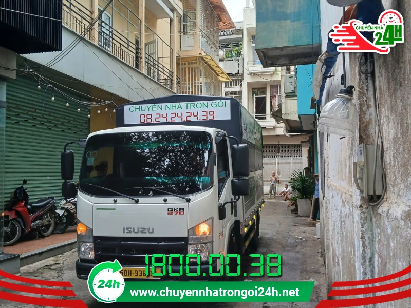 Hình ảnh xe tải vận chuyển đồ đạc chuyển nhà tại Quảng Trị