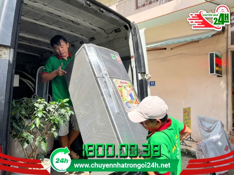 Sử dụng dịch vụ vận chuyển tủ lạnh uy tín giúp đảm bảo an toàn cho người và tài sản