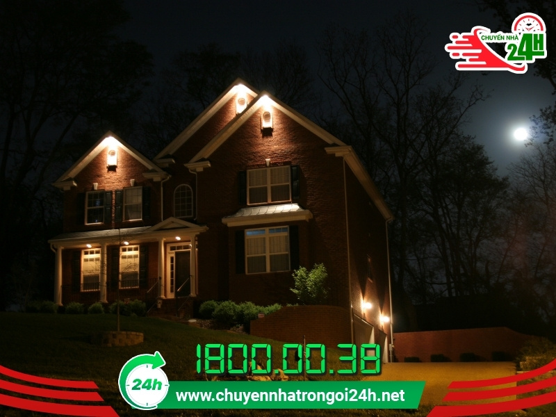 Phân tích thực tế những ưu và nhược điểm khi chuyển nhà buổi tối