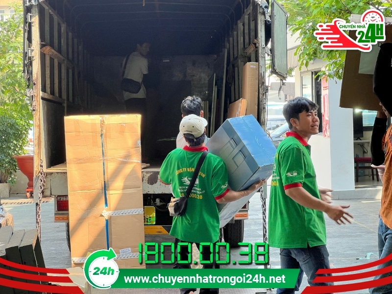 Hình ảnh thực tế một dự án chuyển trọ thành công từ Chuyển Nhà Trọn Gói 24H